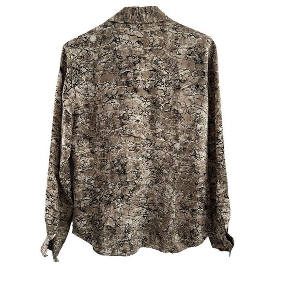 Chico's Button Front Blouse Silk Rayon Blend Snake Skin Print Women’s Sz S (0) - Picture 2 of 7